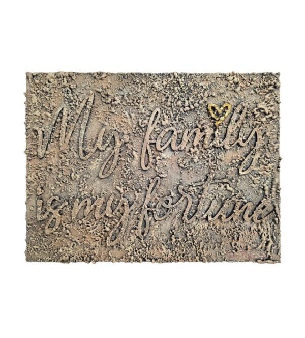 07-My family is my Fortune-03-LR